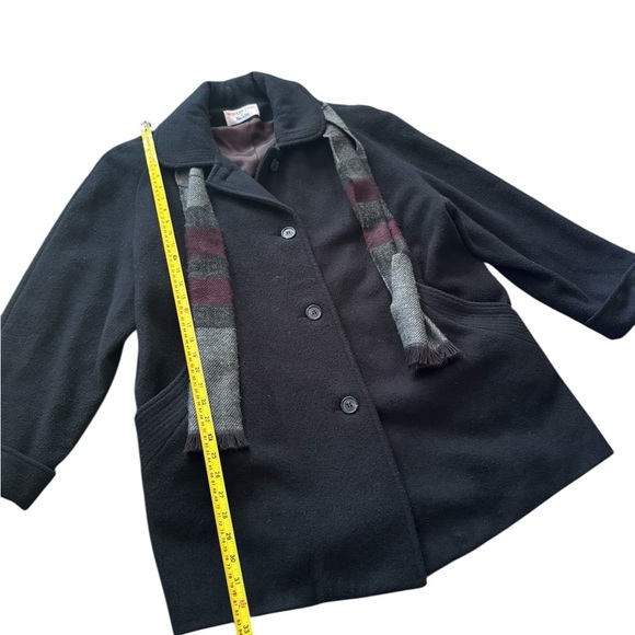 Herman Kay Vintage Wool Button Down Coat with Scarf Women's Size 16P - Picture 2 of 6